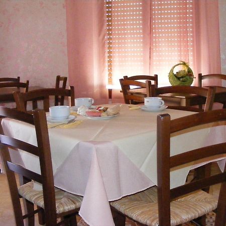 Sa Marina Bed & Breakfast La Caletta Exterior photo